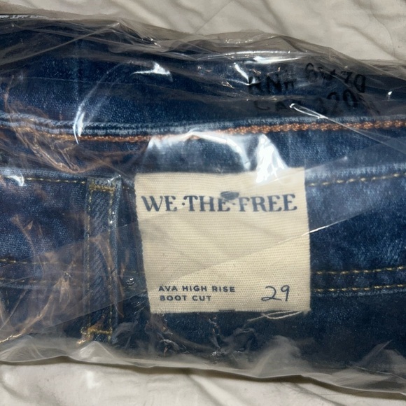NEW! Free People Ava Jeans - Picture 3 of 3
